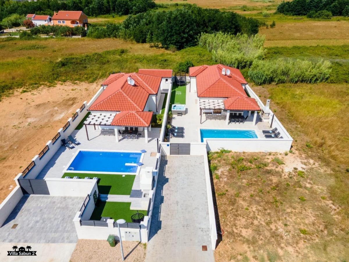 Villas Sabun - Modern House With Heated Pool Privlaka  Exterior photo