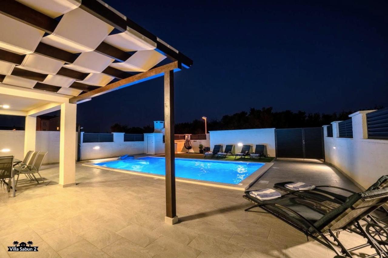Villas Sabun - Modern House With Heated Pool Privlaka  Exterior photo
